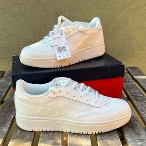 REEBOK x CARDI B NIB NWT / club c double / womens shoes / size 9 / chalk (beige)